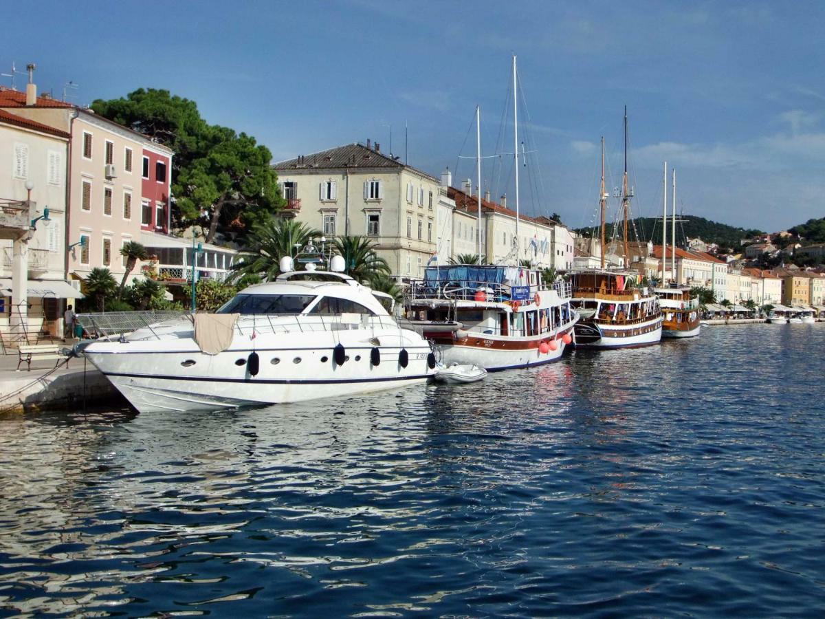 Apartment Rojal Mali Losinj Exterior photo